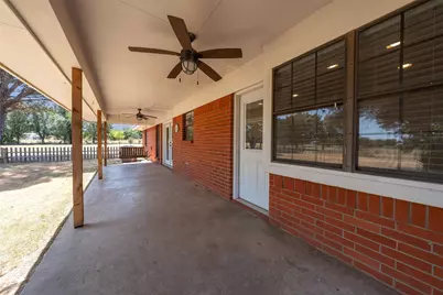 805 S Swanson Road, Mineral Wells, TX 76067 - Photo 5