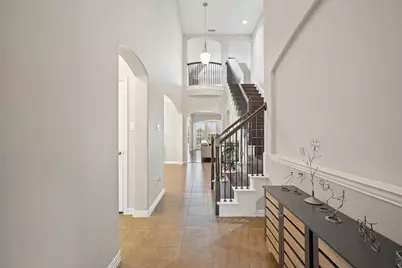 2528 Louis Lane, Lewisville, TX 75056 - Photo 3
