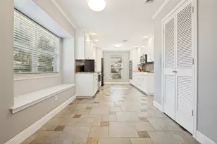 2401 Radcliffe Dr, Arlington, TX 76012 - Photo 5