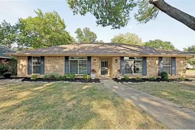 2401 Radcliffe Drive, Arlington, TX 76012 - Photo 1