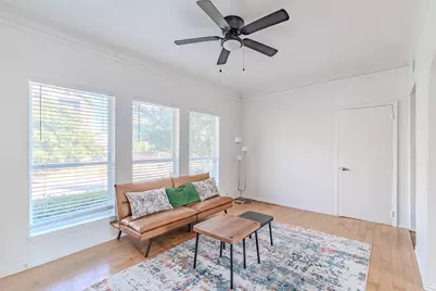 5305 Reiger Avenue #5, Dallas, TX 75214 - Photo 3