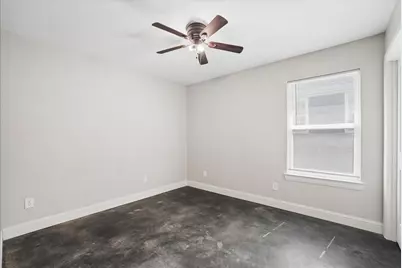 501 E Day Street, Denison, TX 75021 - Photo 9
