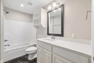 501 E Day St, Denison, TX 75021 - Photo 13