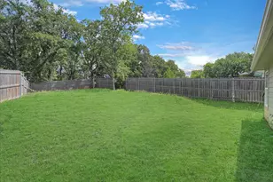 501 E Day St, Denison, TX 75021 - Photo 25