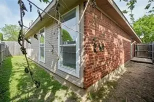 2215 Hunters Run Dr, Dallas, TX 75232 - Photo 25