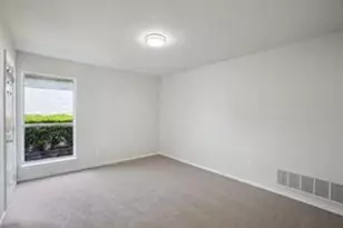 2215 Hunters Run Dr, Dallas, TX 75232 - Photo 17