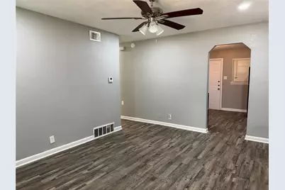 2506 Normont Circle, Fort Worth, TX 76103 - Photo 3