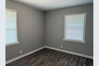 2506 Normont Circle, Fort Worth, TX 76103 - Photo 11