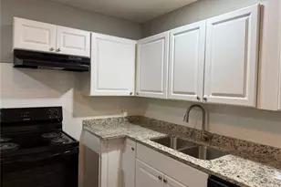 2506 Normont Cir, Fort Worth, TX 76103 - Photo 7