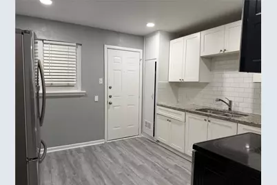 2507 Normont Circle, Fort Worth, TX 76103 - Photo 7