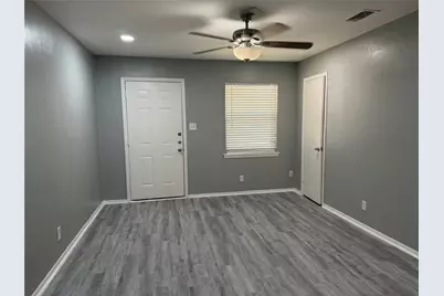2509 Normont Circle, Fort Worth, TX 76103 - Photo 5