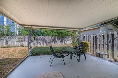 3605 Pleasant Run Road, Irving, TX 75062 - Photo 5
