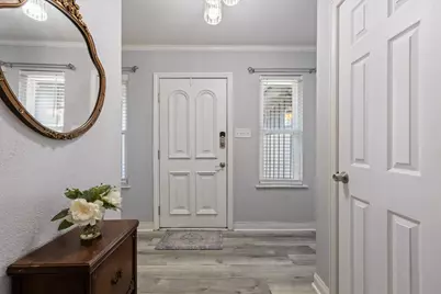 4825 Barnett Street, Fort Worth, TX 76103 - Photo 9
