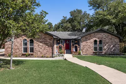 4825 Barnett Street, Fort Worth, TX 76103 - Photo 5