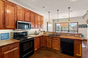 210 Hide A Way Dr, Mabank, TX 75156 - Photo 19