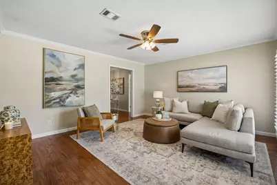 9077 Longmont Drive, Dallas, TX 75238 - Photo 5
