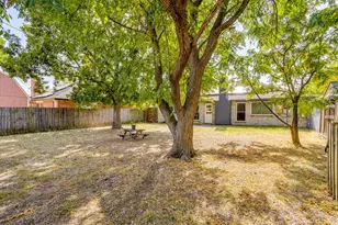 6411 Brooklawn Dr, Arlington, TX 76018 - Photo 39