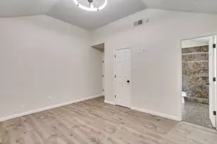 6411 Brooklawn Dr, Arlington, TX 76018 - Photo 19