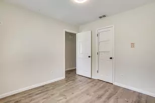 6411 Brooklawn Dr, Arlington, TX 76018 - Photo 27