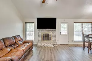 6411 Brooklawn Dr, Arlington, TX 76018 - Photo 5