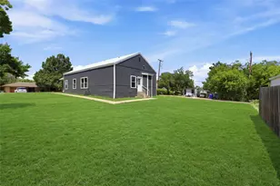 214 D St, Whitesboro, TX 76273 - Photo 29