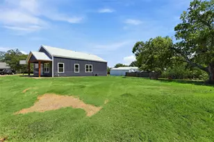 214 D St, Whitesboro, TX 76273 - Photo 29
