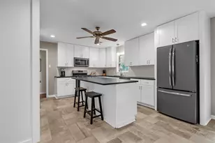 2330 Oak Cliff Dr, Waco, TX 76710 - Photo 9