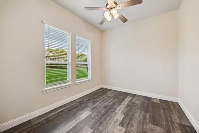 3334 Knight Street, Corsicana, TX 75110 - Photo 11