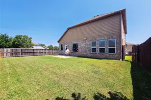 1017 Meadow Green Ct, Princeton, TX 75407 - Photo 7