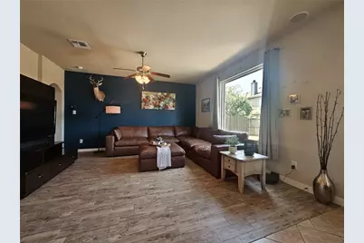 1017 Meadow Green Court, Princeton, TX 75407 - Photo 15