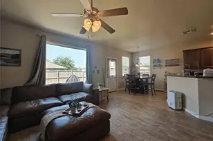 1017 Meadow Green Ct, Princeton, TX 75407 - Photo 17