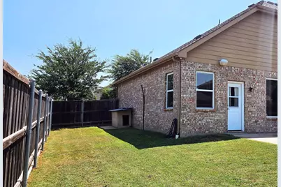 1017 Meadow Green Court, Princeton, TX 75407 - Photo 7