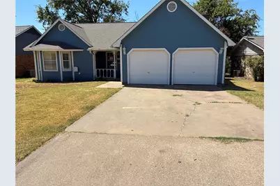 3406 NE 11th Street, Mineral Wells, TX 76067 - Photo 1