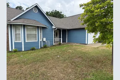 3406 NE 11th Street, Mineral Wells, TX 76067 - Photo 3