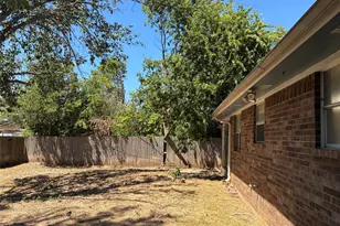 3406 NE 11th St, Mineral Wells, TX 76067 - Photo 25