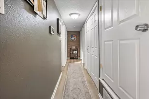 432 Post Oak Ln, Burleson, TX 76028 - Photo 19