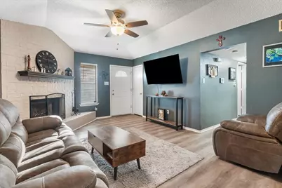 432 Post Oak Lane, Burleson, TX 76028 - Photo 5