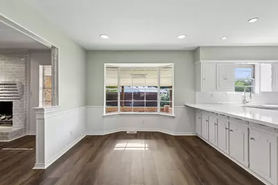 10146 Coveridge Drive, Dallas, TX 75238 - Photo 13
