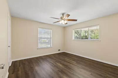 10146 Coveridge Drive, Dallas, TX 75238 - Photo 21
