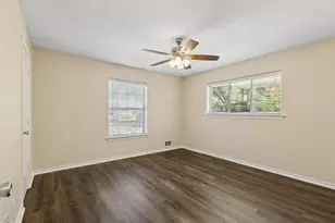 10146 Coveridge Dr, Dallas, TX 75238 - Photo 21
