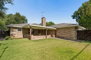 10146 Coveridge Dr, Dallas, TX 75238 - Photo 31
