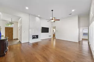1701 Fredricksburg Dr, Mesquite, TX 75181 - Photo 5