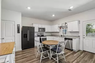 405 Covington Cv, Princeton, TX 75407 - Photo 5