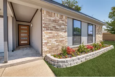 1230 Cielo Vista Drive, Grand Prairie, TX 75052 - Photo 3