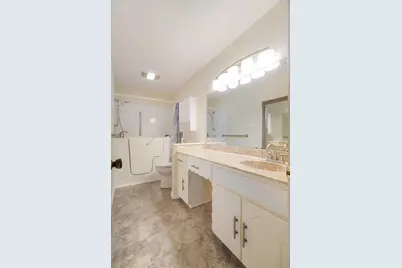 602 S Hall Street, Clarksville, TX 75426 - Photo 11