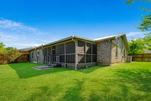 602 S Hall St, Clarksville, TX 75426 - Photo 19