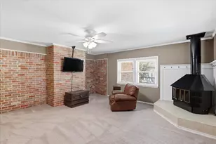 112 Diane Dr, Sanger, TX 76266 - Photo 11