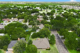 112 Diane Dr, Sanger, TX 76266 - Photo 35