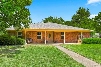 112 Diane Drive, Sanger, TX 76266 - Photo 3