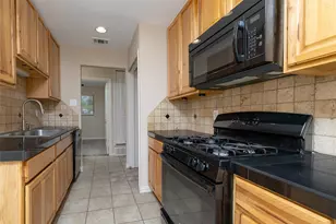 2906 Harvard St N, Irving, TX 75062 - Photo 15